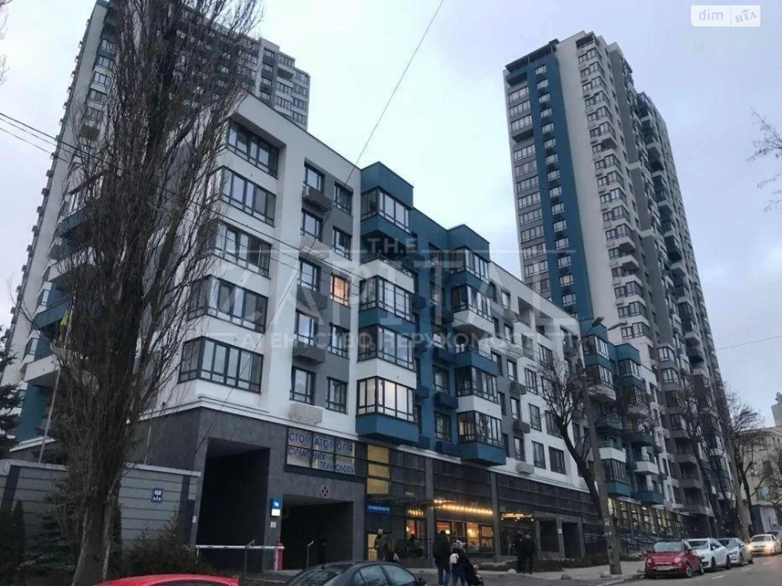 Продается офис 126 кв. м в бизнес-центре, цена: 217000 $ - фото 1