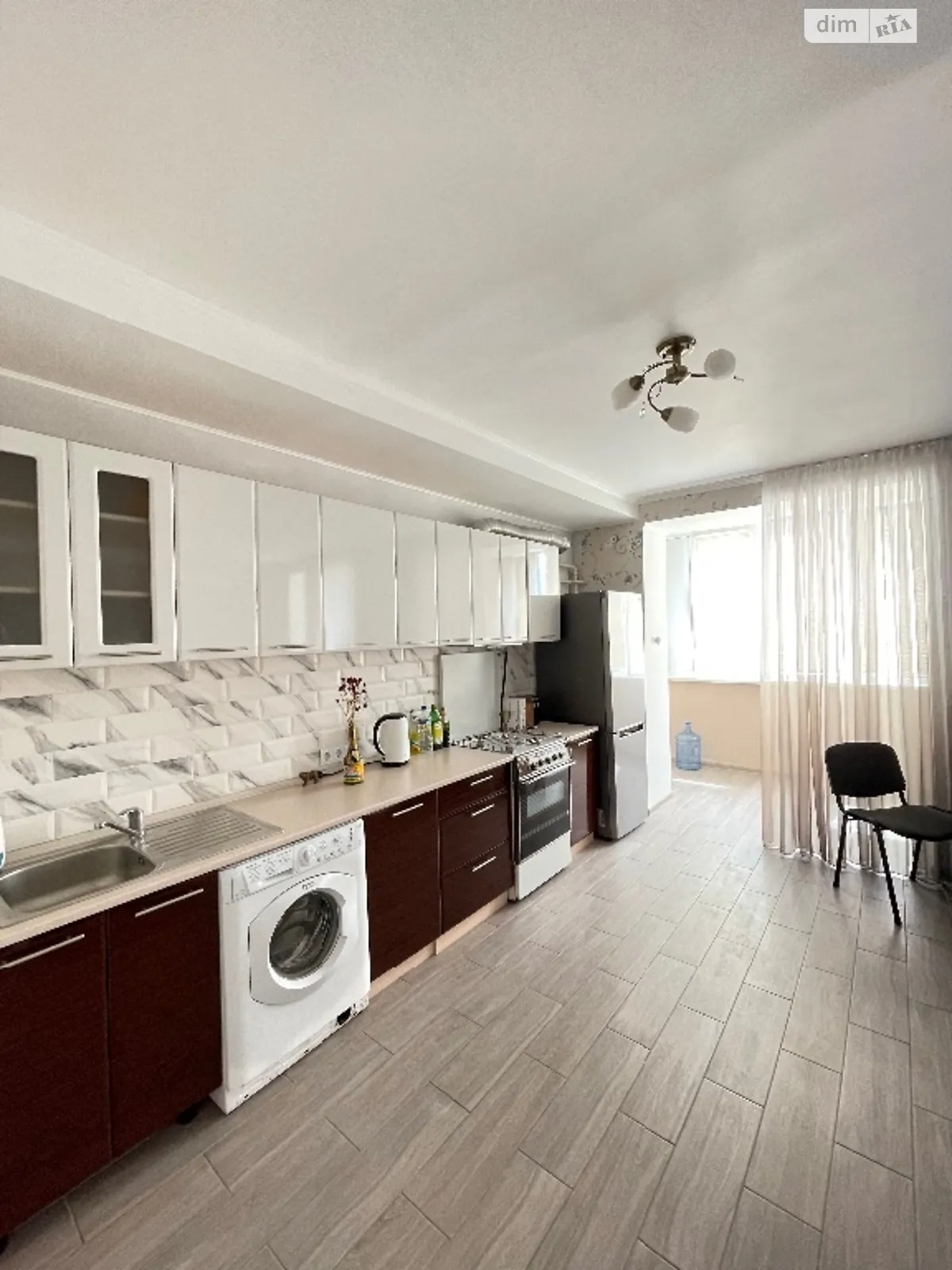 Продается 4-комнатная квартира 138 кв. м в Одессе, ул. Скидановская - фото 1