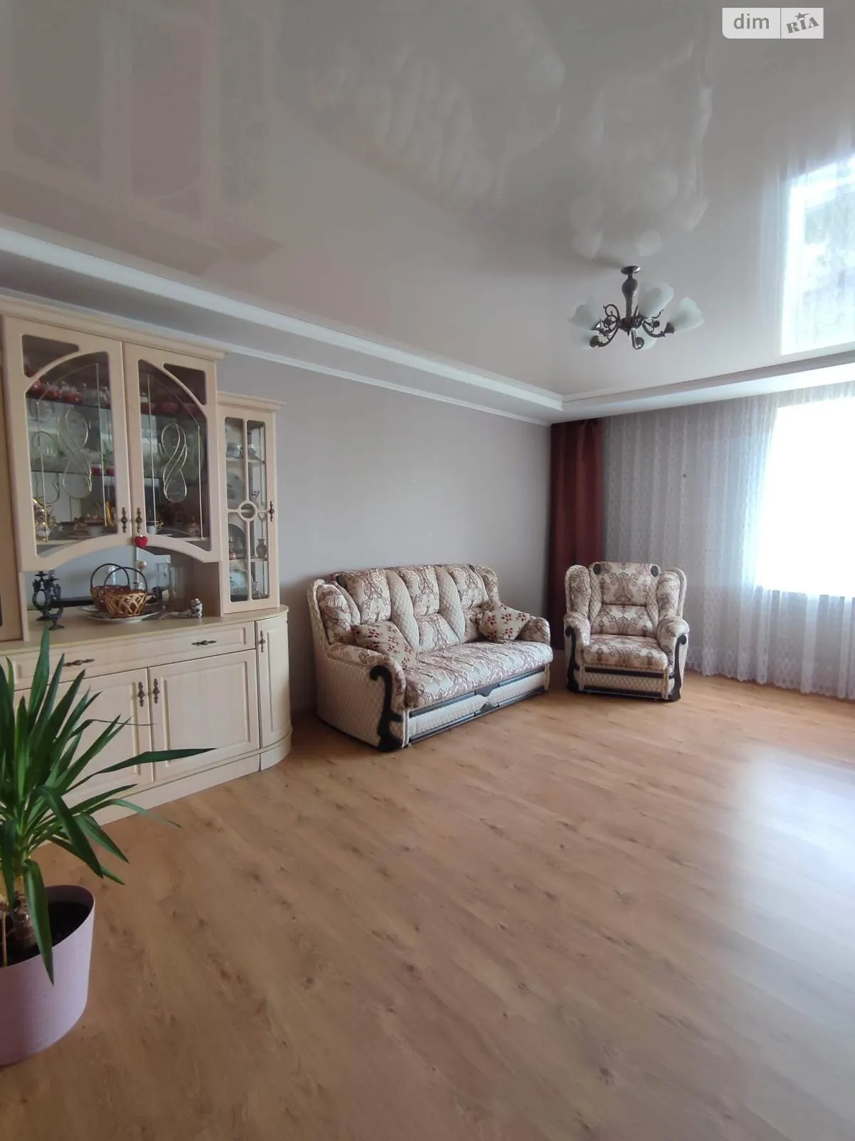 Продается 3-комнатная квартира 80 кв. м в Николаеве, просп. Героев Украины - фото 1