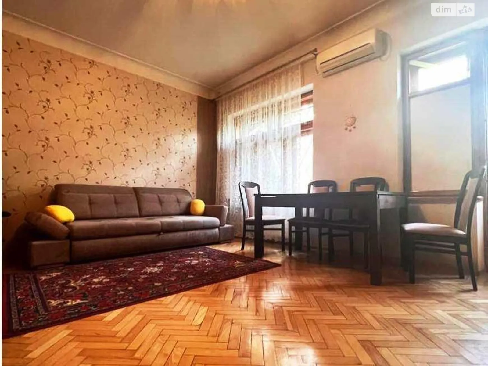 Продается 4-комнатная квартира 83 кв. м в Харькове, въезд Тринклера, 5