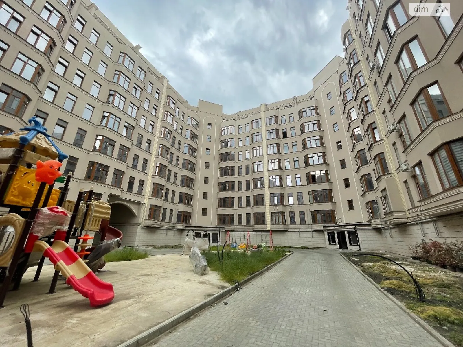 Продается 2-комнатная квартира 79.9 кв. м в Одессе, ул. 10-я Линия Дачи Ковалевского - фото 1