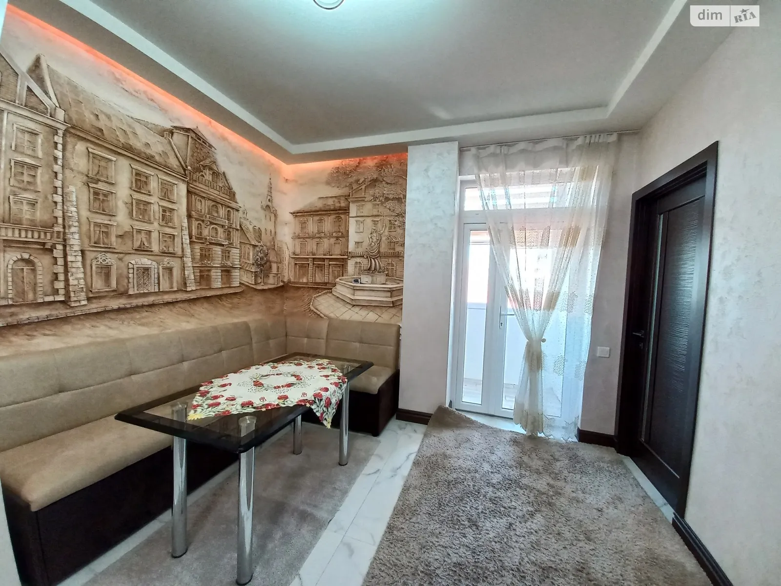 Продается 2-комнатная квартира 53 кв. м в Трускавце, ул. Дроогобычская