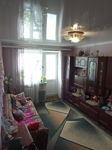 Продається 2-кімнатна квартира 43 кв. м у Умані, Незалежності 