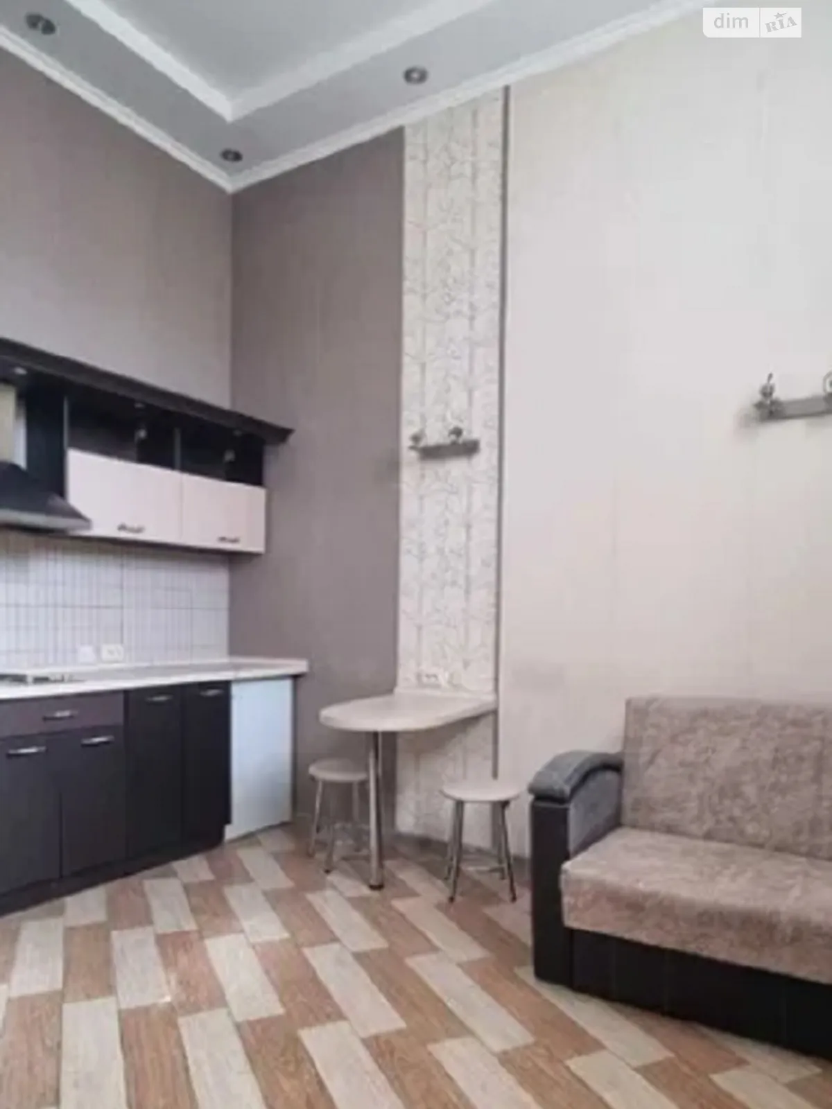 Продается 1-комнатная квартира 19 кв. м в Одессе, ул. Екатерининская - фото 1