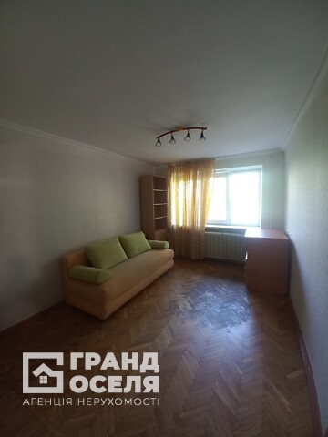 Продается 2-комнатная квартира 47 кв. м в Киеве, ул. Симферопольская