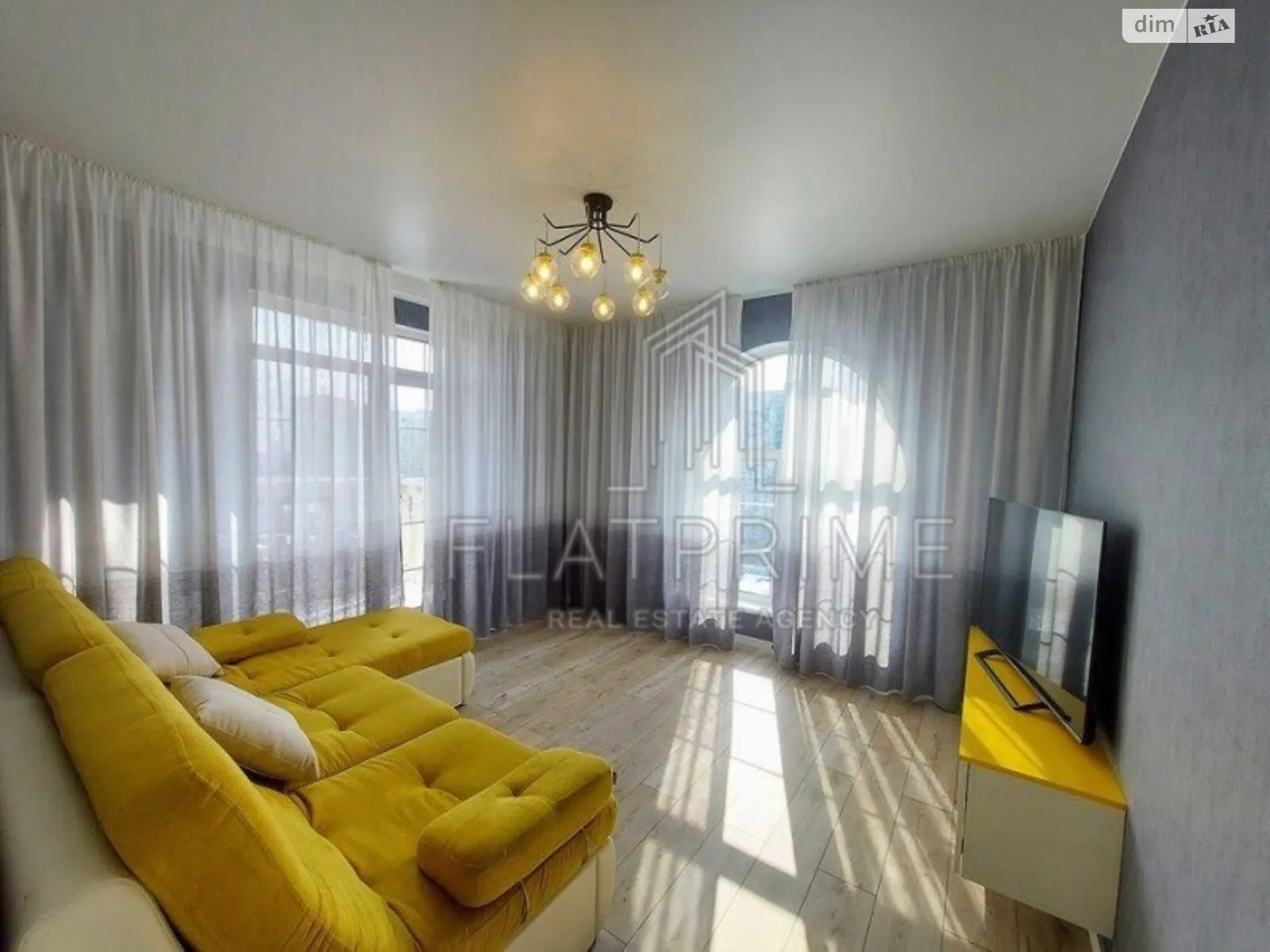Продается 2-комнатная квартира 65 кв. м в Киеве, ул. Михаила Максимовича, 24 - фото 1