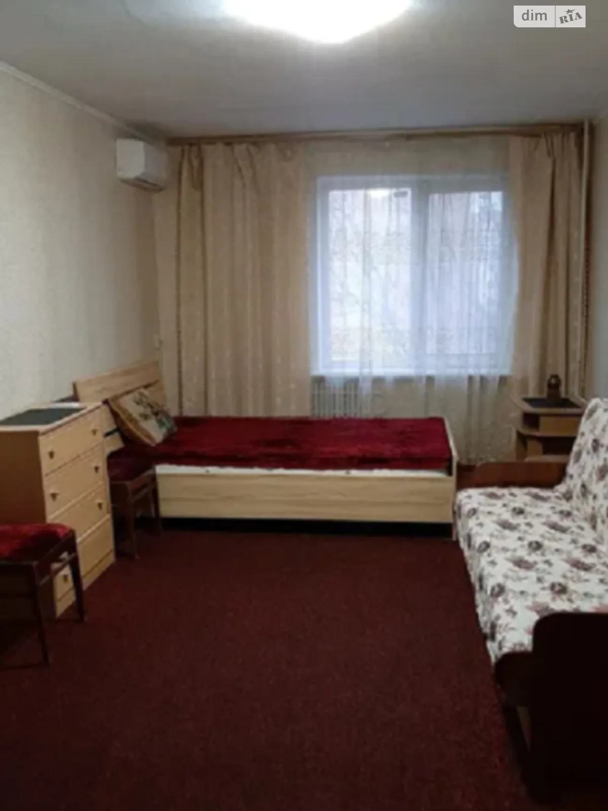 Продается 1-комнатная квартира 37 кв. м в Одессе, ул. Академика Королева, 102