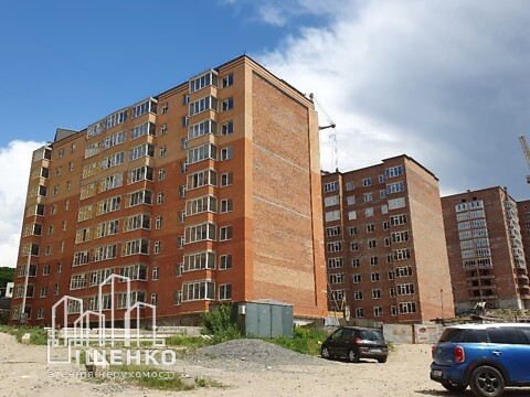 Продается 1-комнатная квартира 48 кв. м в Хмельницком, ул. Кармелюка
