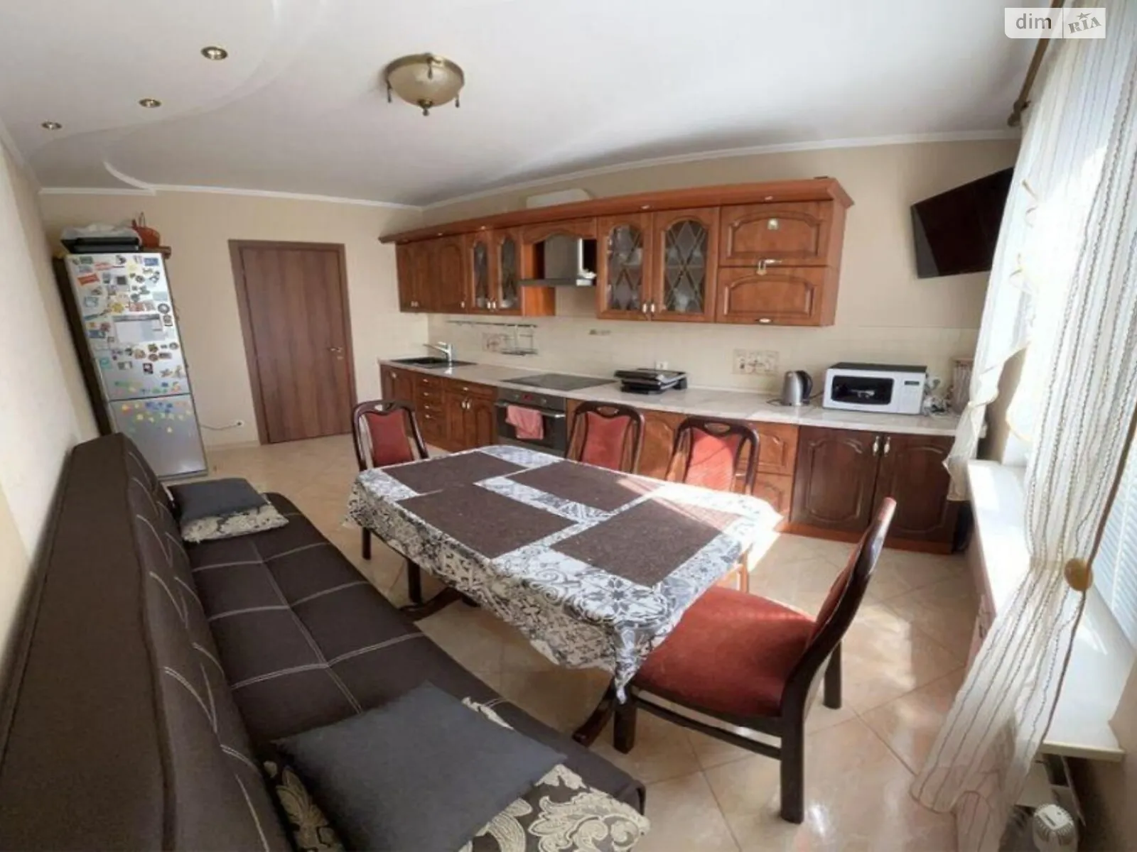 Продается 1-комнатная квартира 46 кв. м в Киеве, ул. Бакинская, 37Г - фото 1
