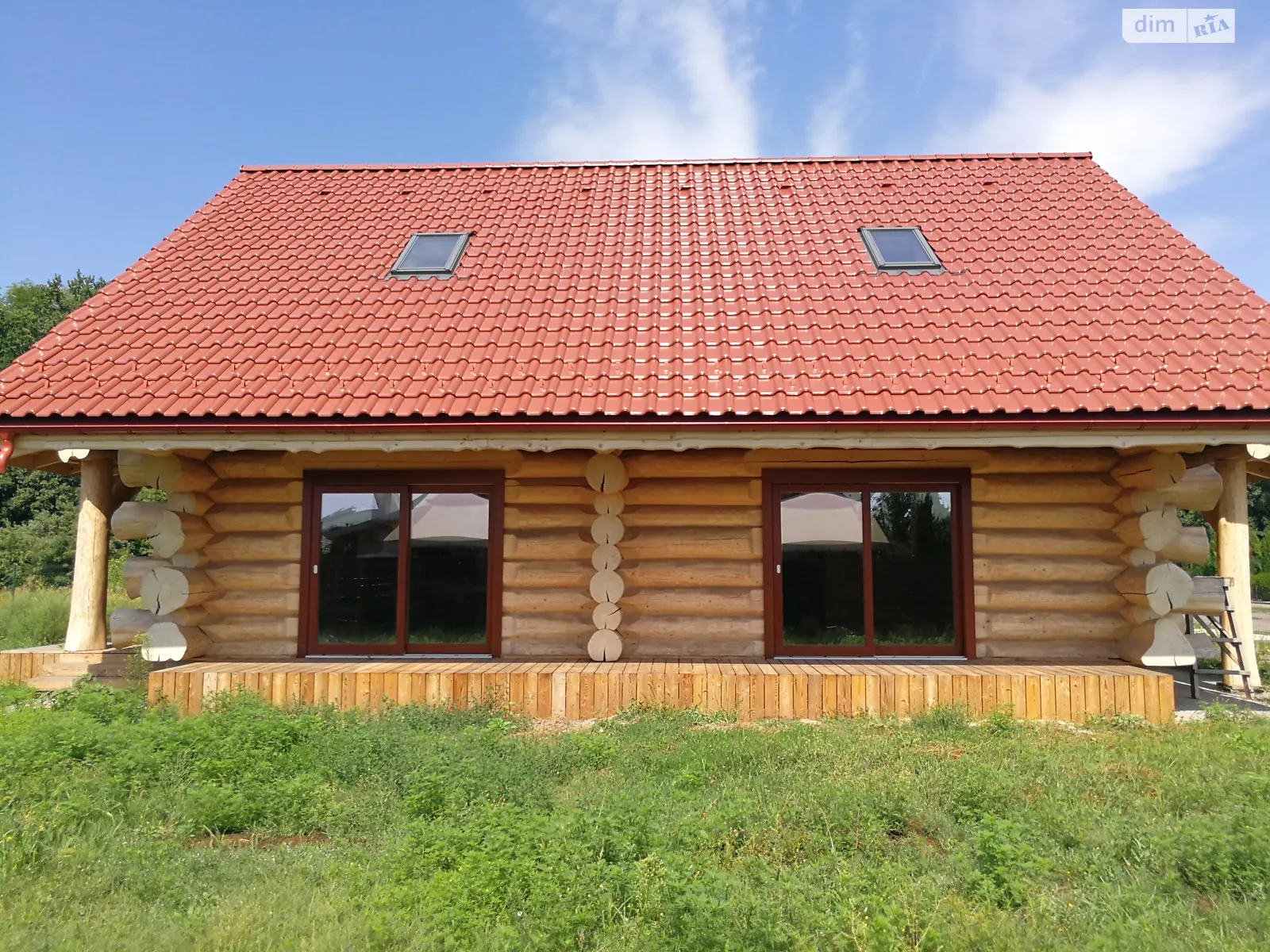 Продается дом на 2 этажа 179 кв. м с беседкой, цена: 170000 € - фото 1