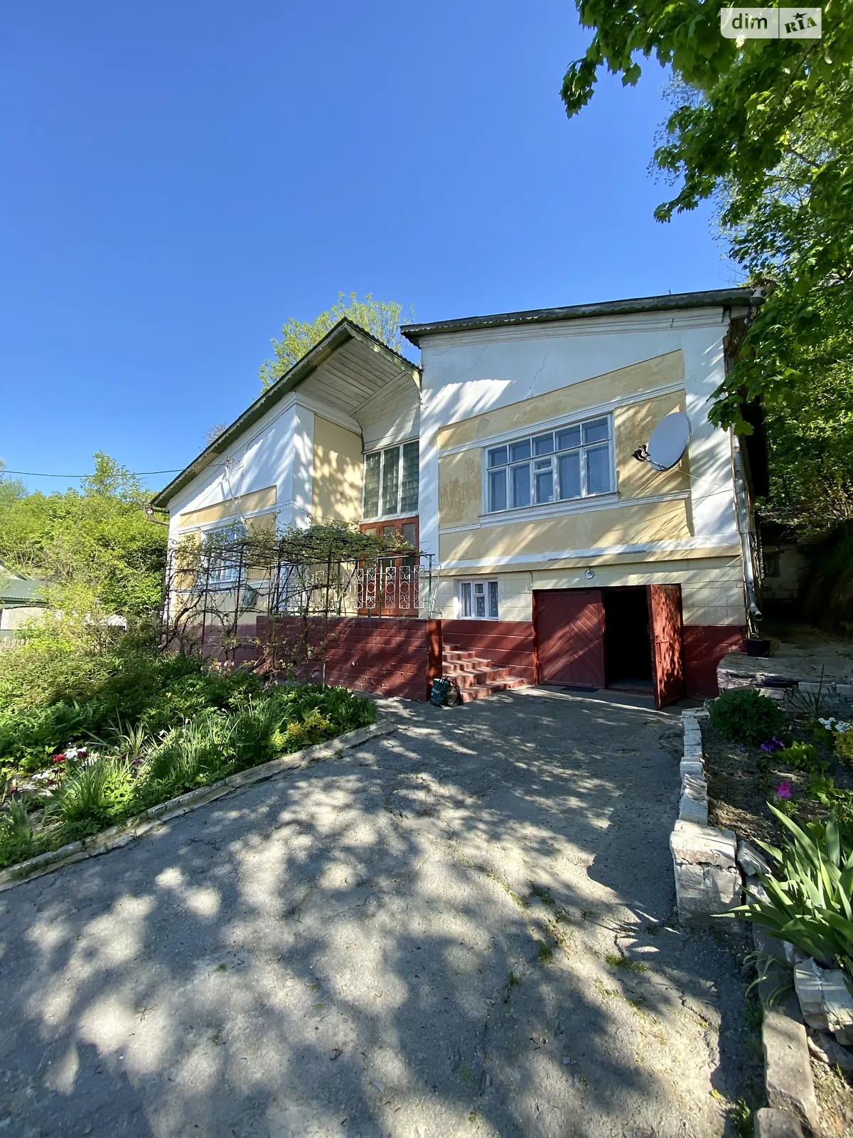 Продається будинок 2 поверховий 182 кв. м з каміном, вул. Гарбарська