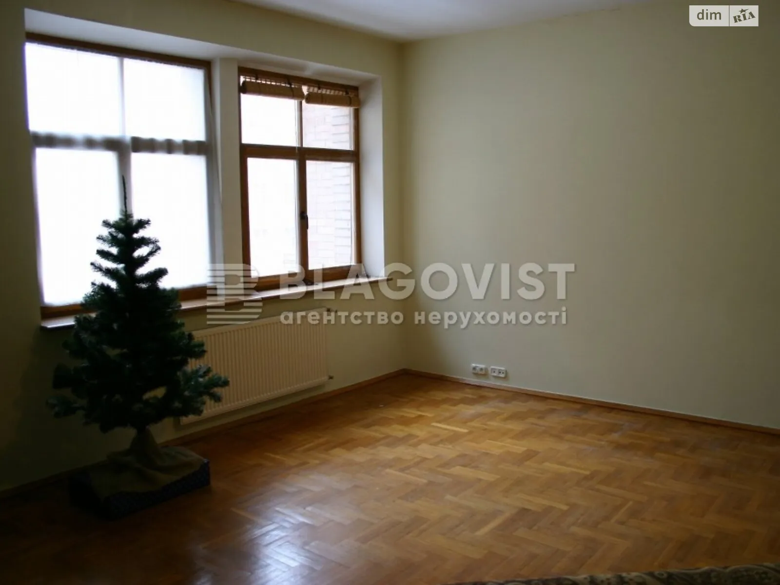 Продается 5-комнатная квартира 198 кв. м в Киеве, ул. Павловская, 18 - фото 1