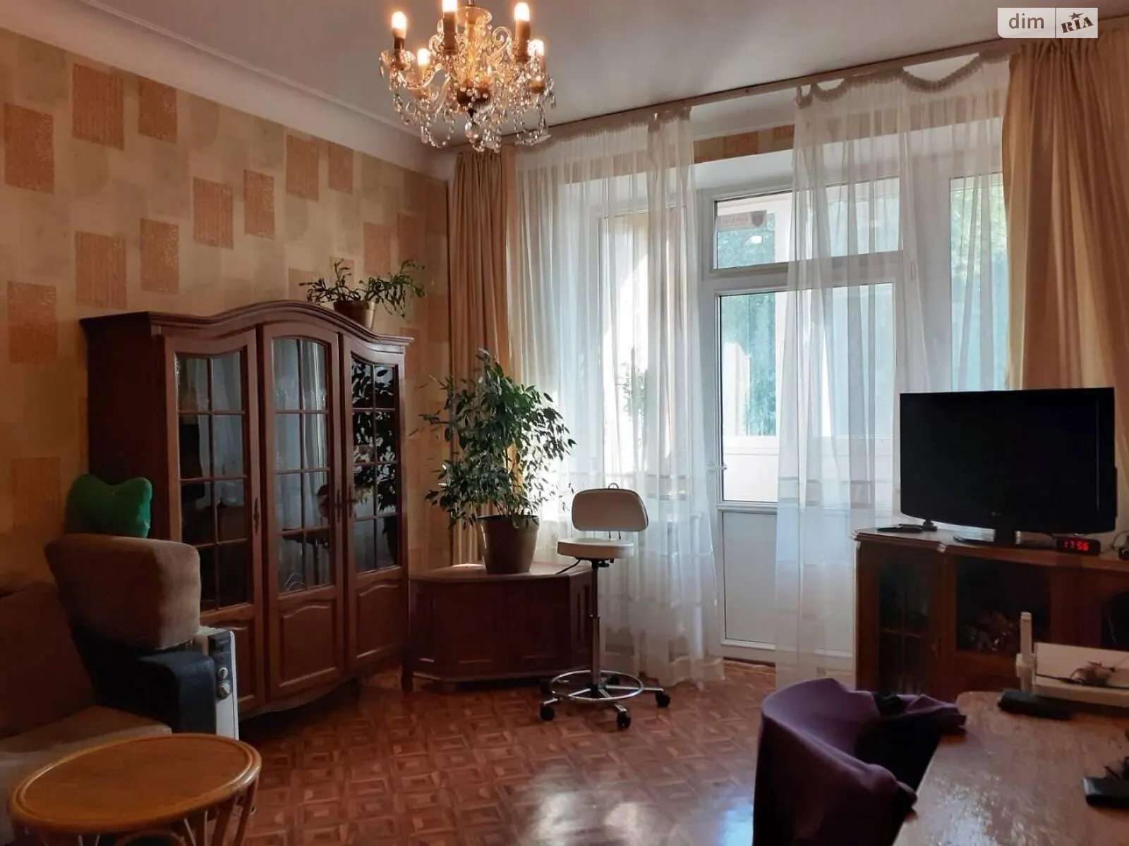 Продається 2-кімнатна квартира 69 кв. м у Одесі, вул. Університетська - фото 1