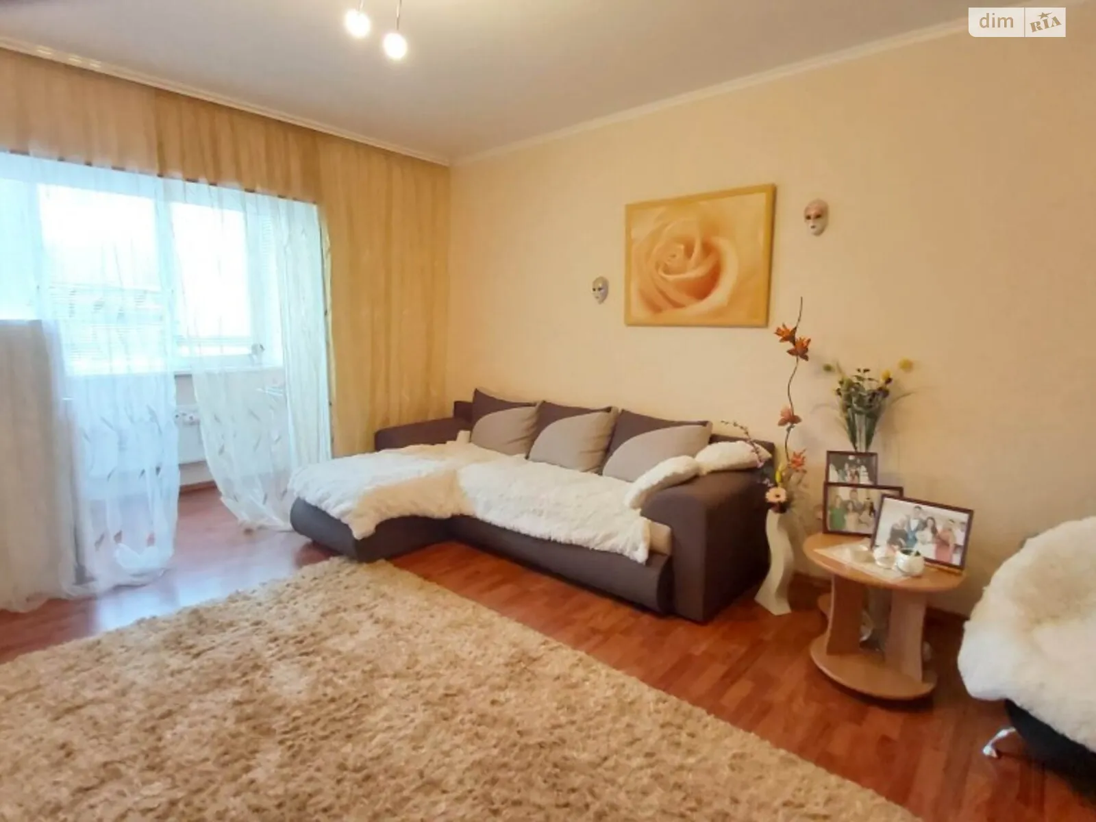 Продается 2-комнатная квартира 68 кв. м в Черноморске, ул. 1 Мая