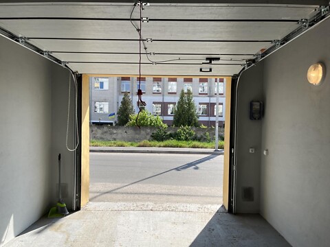 Сдается в аренду отдельно стоящий гараж под легковое авто на 20.8 кв. м, цена: 4000 грн