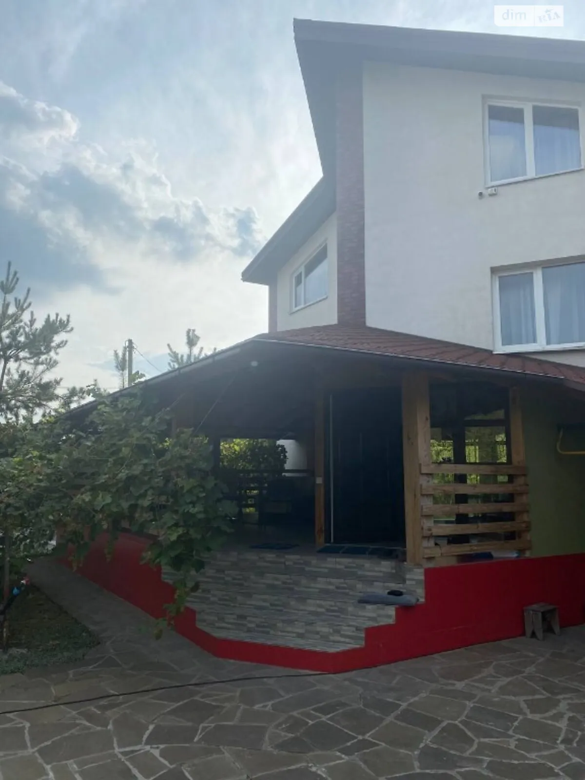 Сдается в аренду дом на 2 этажа 370 кв. м с камином, цена: 1400 $