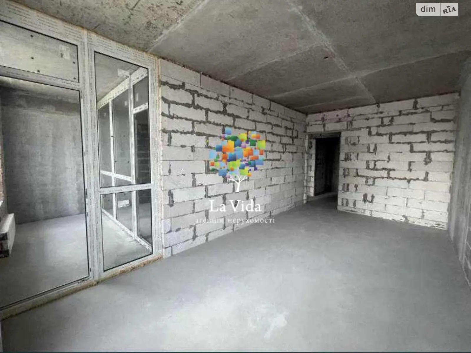 Продается 1-комнатная квартира 55 кв. м в Киеве, цена: 74000 $
