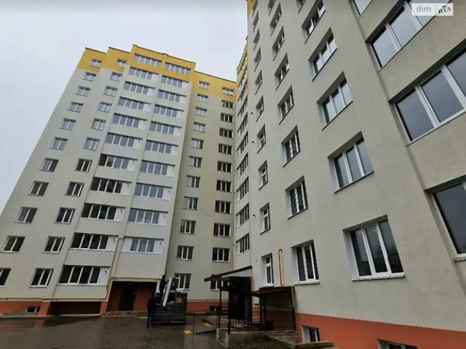 Продається 2-кімнатна квартира 70 кв. м у Хмельницькому, просп. Миру