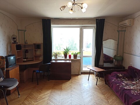 Здається в оренду кімната 70 кв. м у Києві, цена: 3000 грн