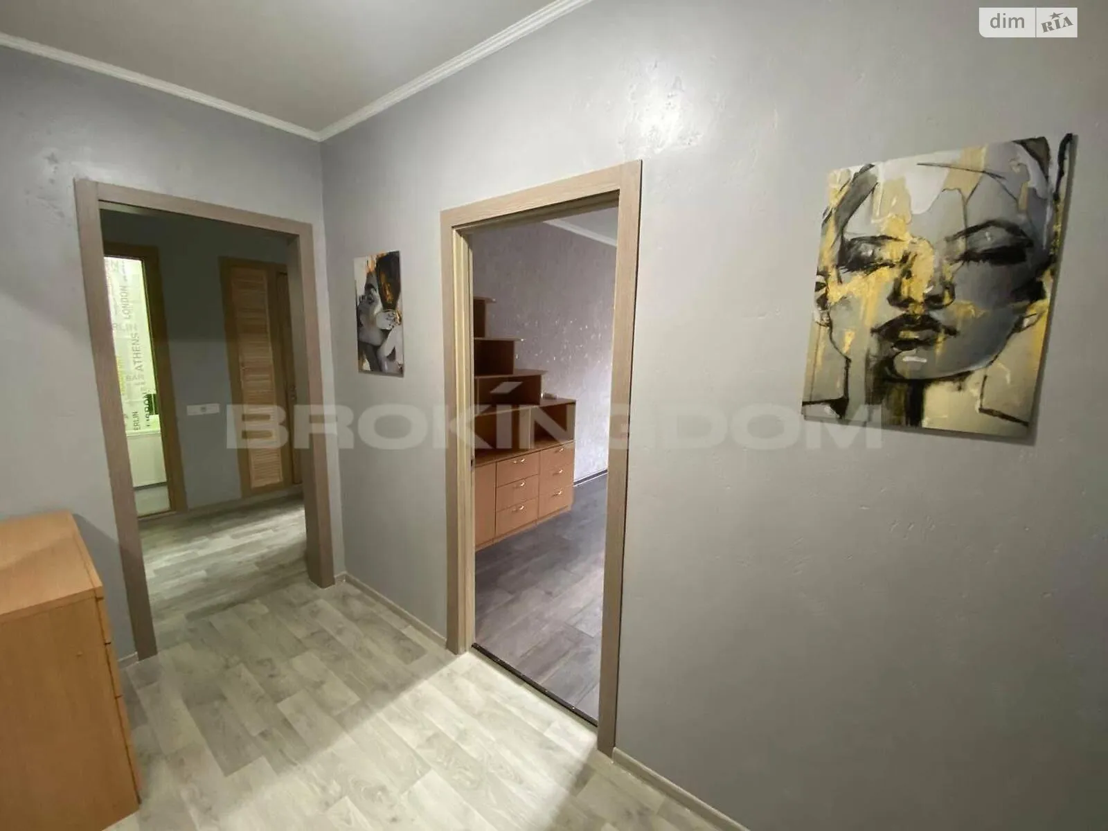 Продается 2-комнатная квартира 56 кв. м в Киеве, ул. Анны Ахматовой - фото 1