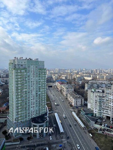 Продается 3-комнатная квартира 104 кв. м в Киеве, цена: 104400 $