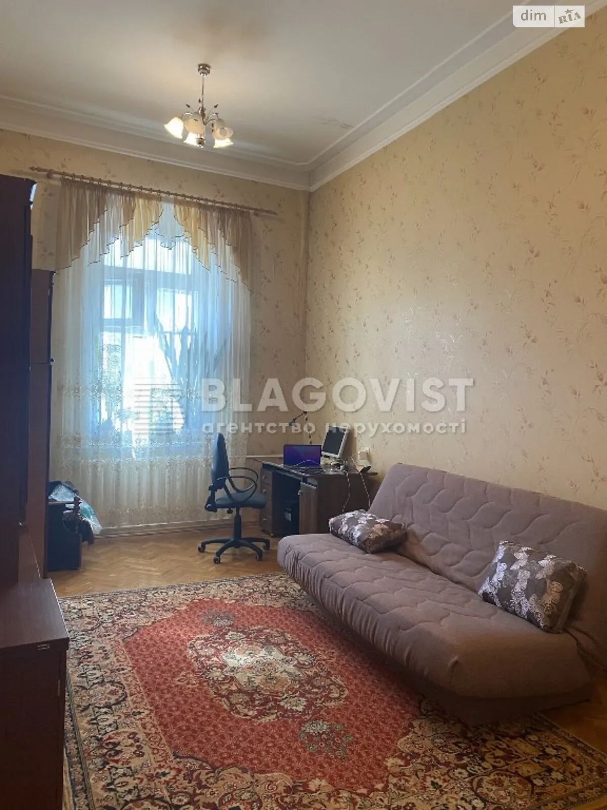 Продается 2-комнатная квартира 78.2 кв. м в Киеве, ул. Олеся Гончара, 88А