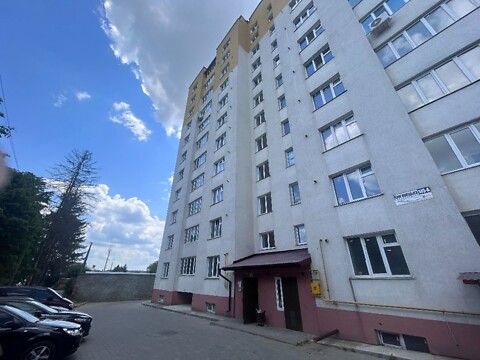 Продается 3-комнатная квартира 96 кв. м в Хмельницком, ул. Каменецкая