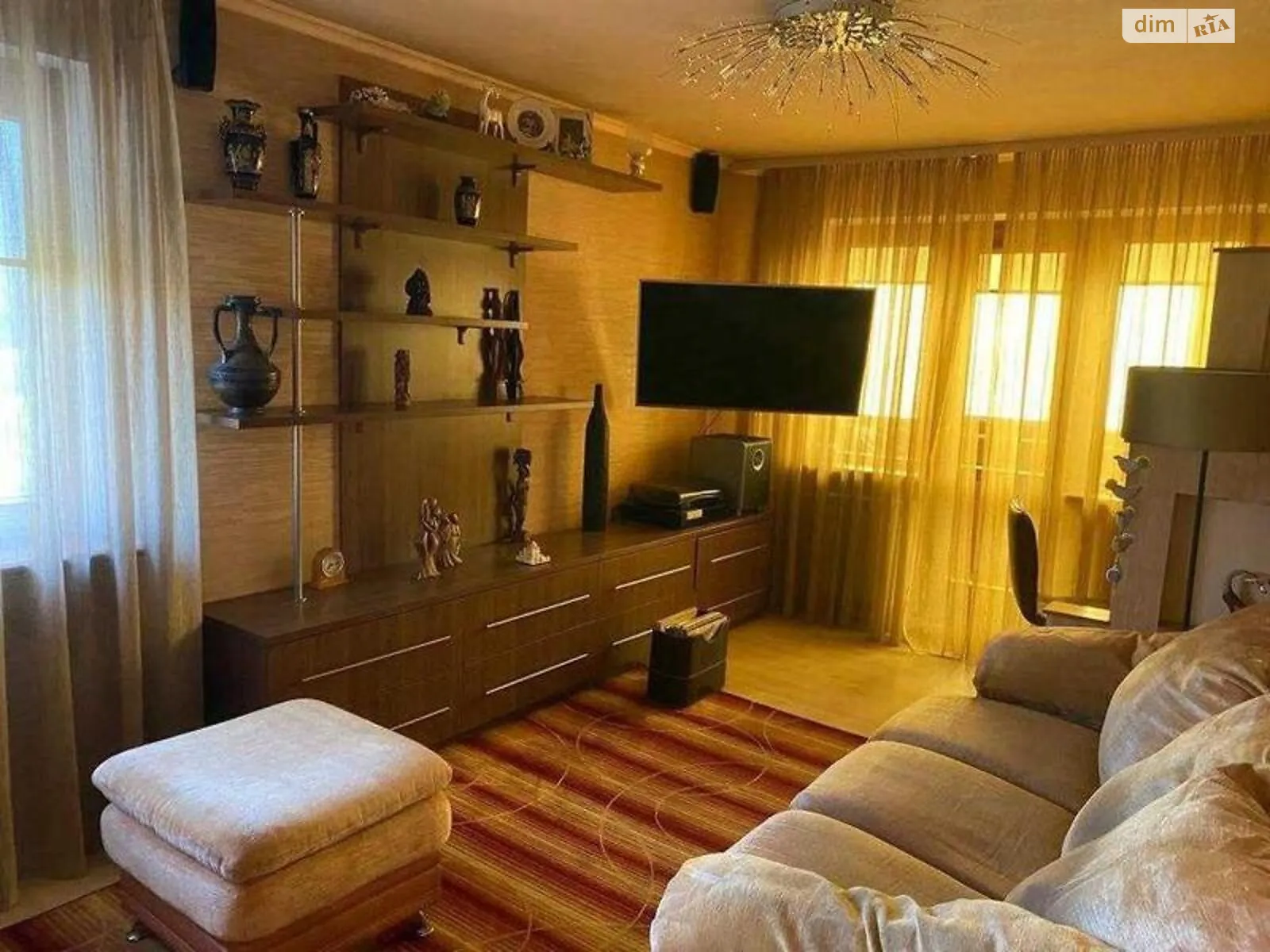 Продается 3-комнатная квартира 31 кв. м в Киеве, ул. Генерала Геннадия Воробьева, 16 - фото 1