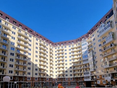 Продается 2-комнатная квартира 59.6 кв. м в Одессе, ул. Люстдорфская дорога