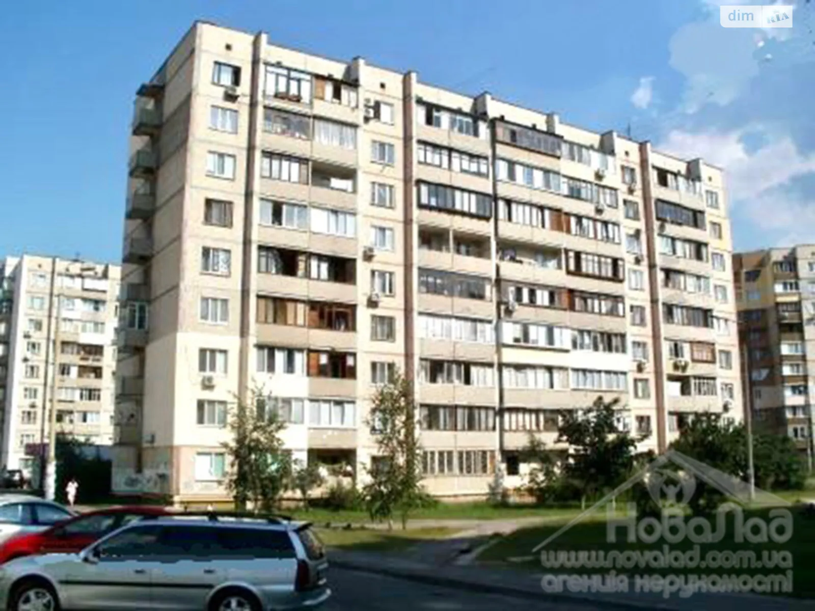 Продается 1-комнатная квартира 37 кв. м в Киеве, просп. Петра Григоренко, 25Б