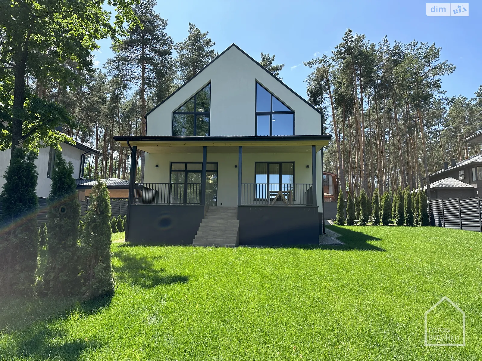 Продається будинок 2 поверховий 211 кв. м з каміном, цена: 350000 $ - фото 1