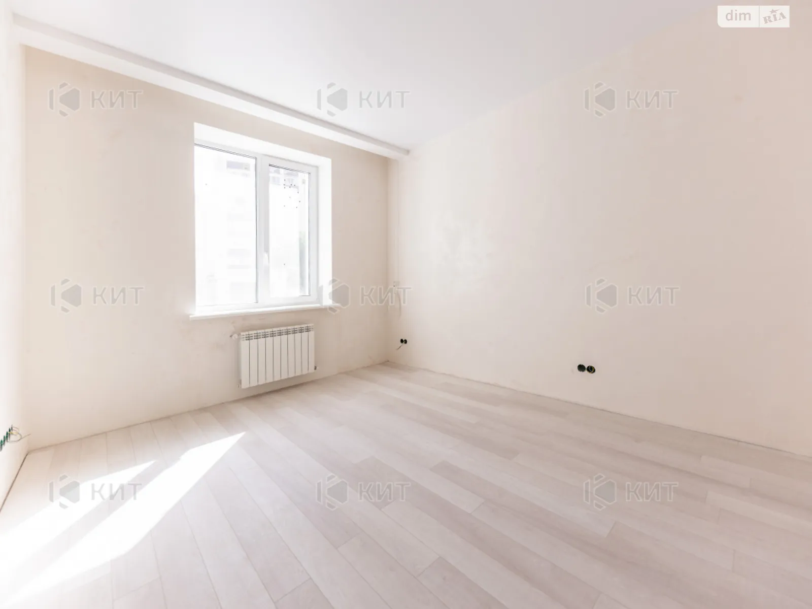 Продается 3-комнатная квартира 96 кв. м в Харькове, ул. Искринская, 19 - фото 1