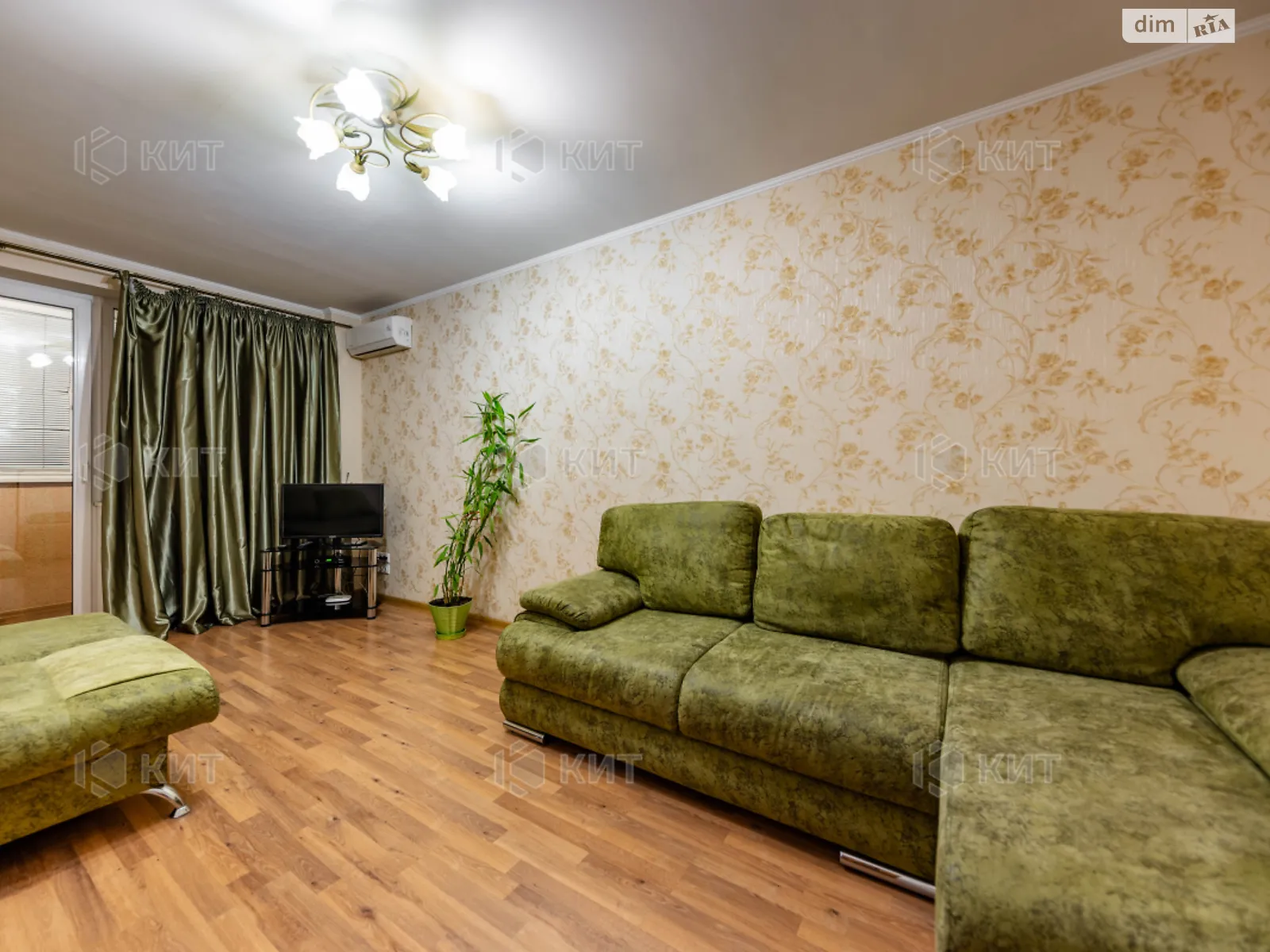 Продається 1-кімнатна квартира 46 кв. м у Харкові, просп. Аерокосмічний(Гагаріна), 41/2 - фото 1