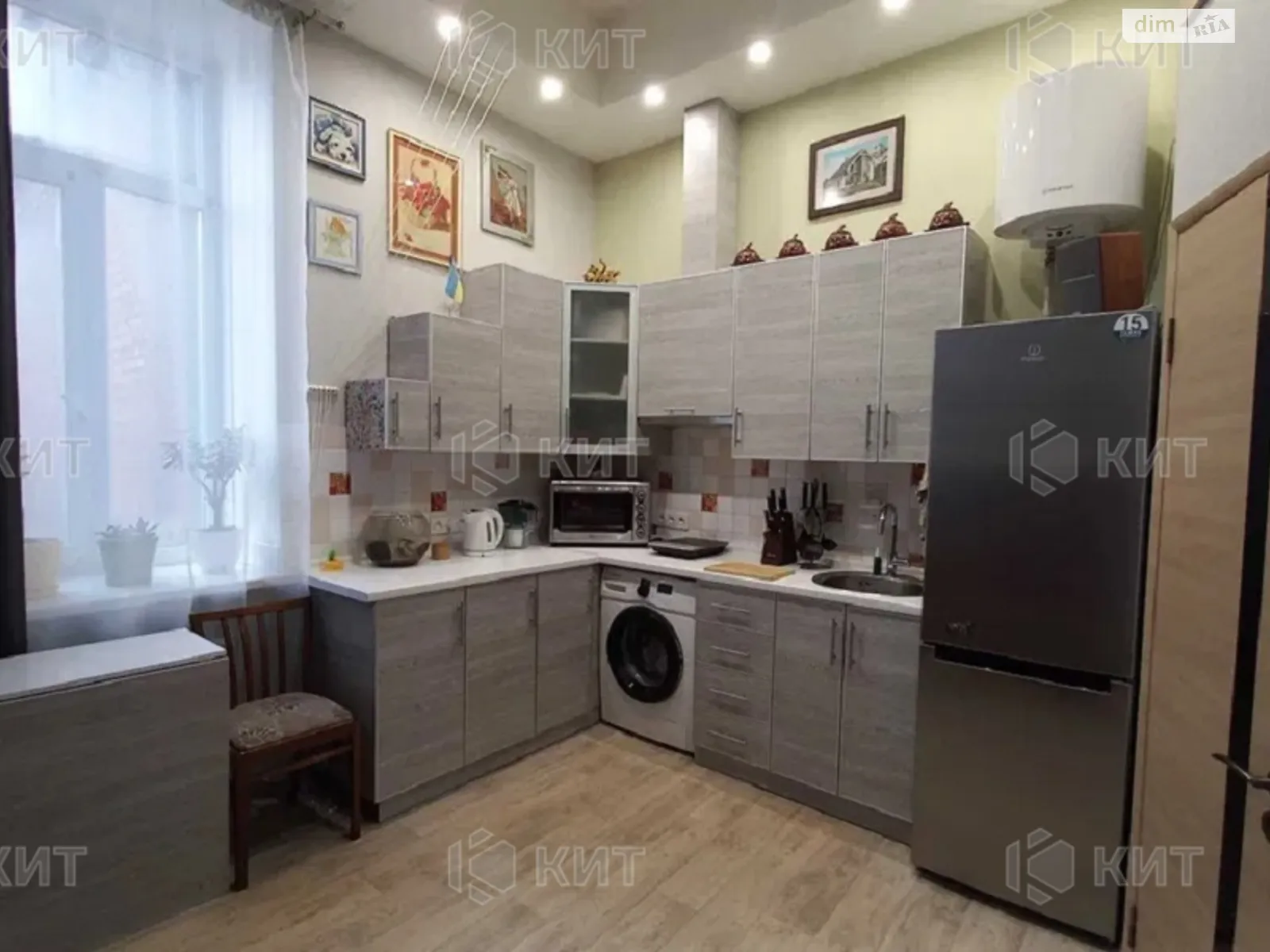 Продается 1-комнатная квартира 27 кв. м в Харькове, цена: 17000 $