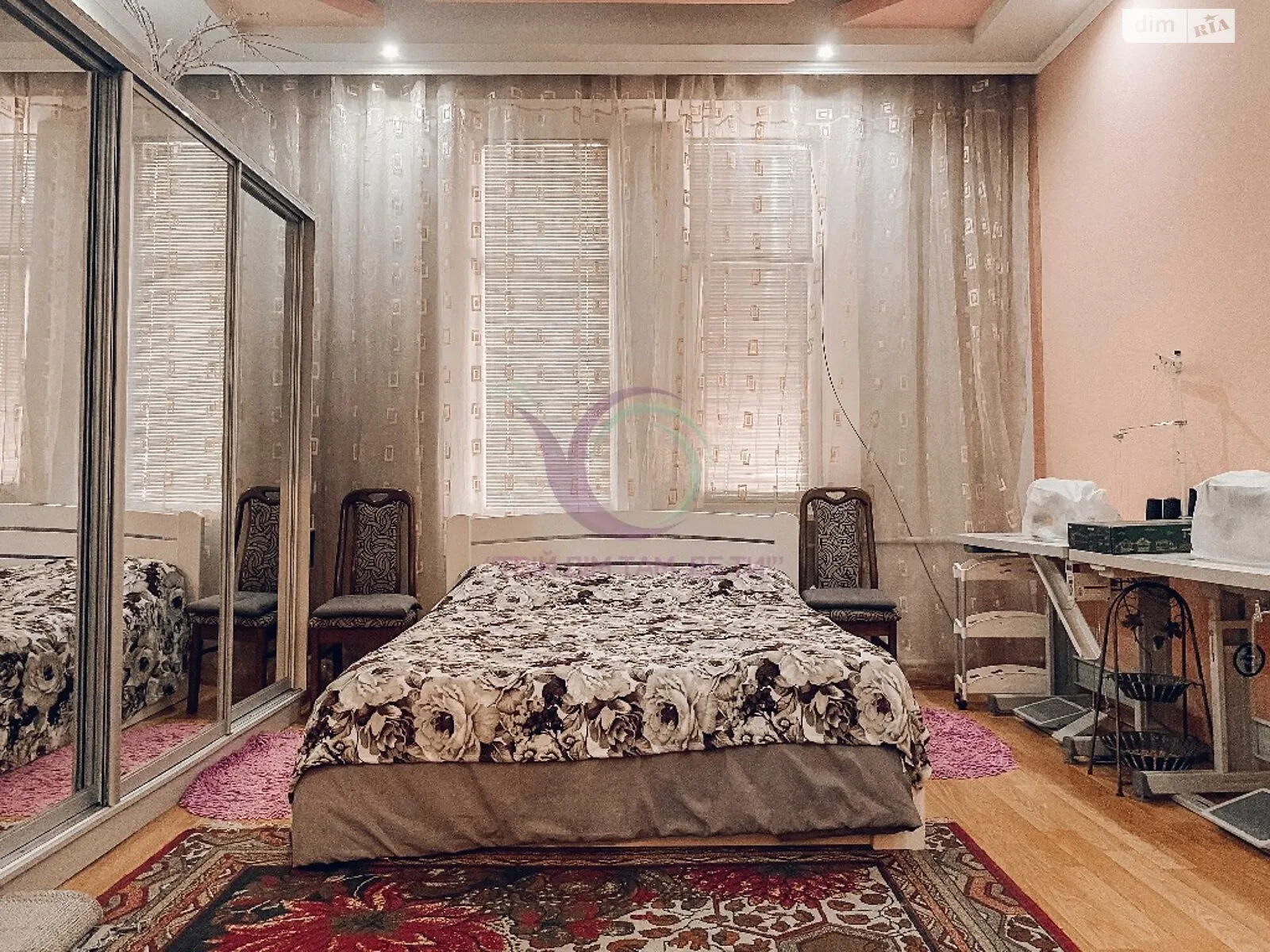 Продается 3-комнатная квартира 91 кв. м в Черновцах - фото 2