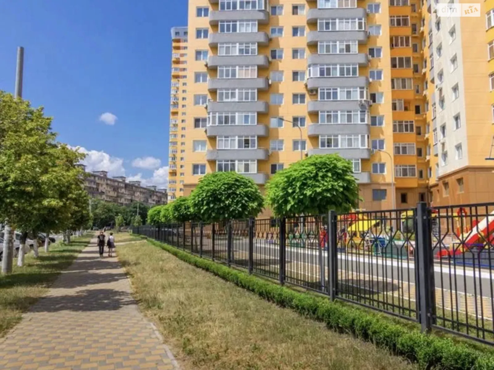 Продается 3-комнатная квартира 97 кв. м в Киеве, цена: 97000 $