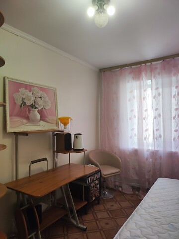 Здається в оренду кімната 10 кв. м у Вінниці, цена: 2500 грн