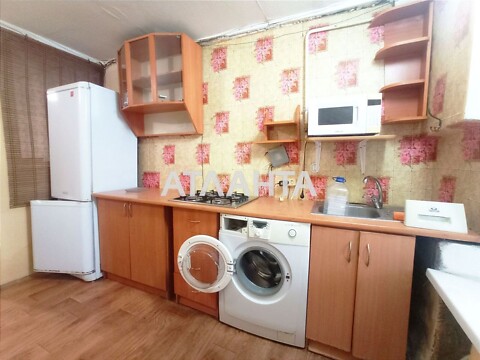 Продается 1-комнатная квартира 26 кв. м в Одессе, ул. Южная