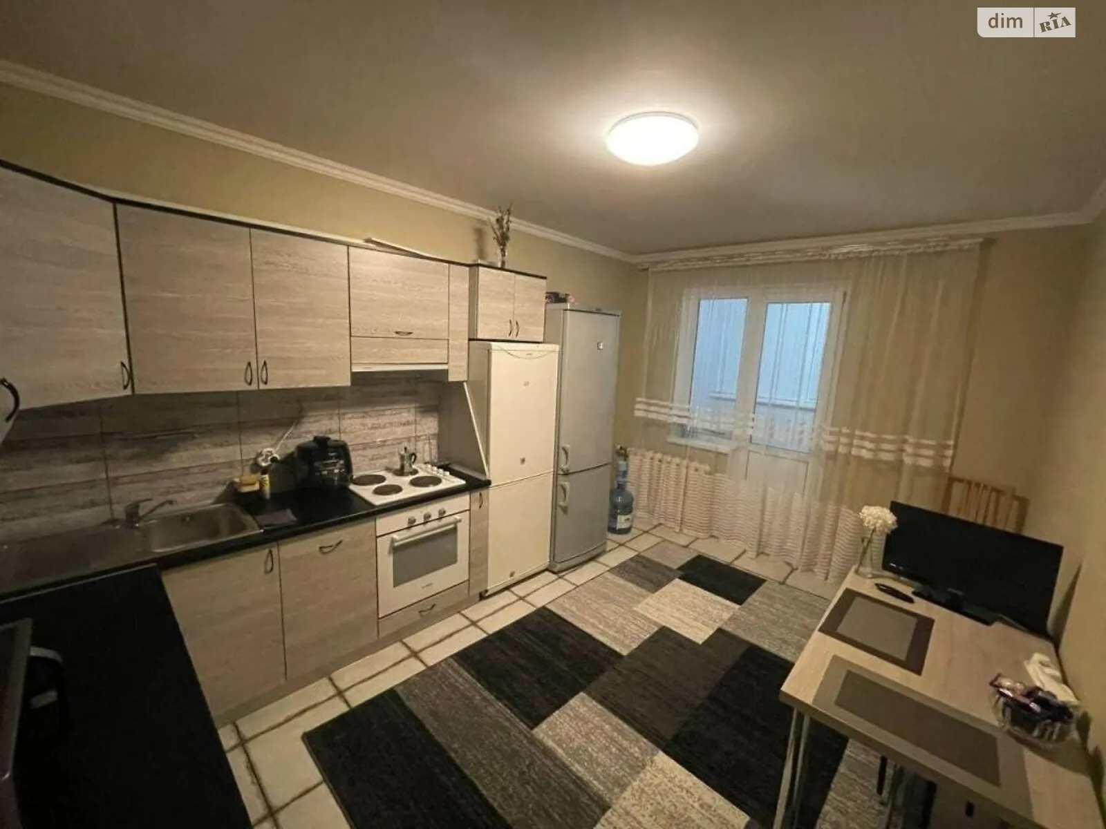 Продается 3-комнатная квартира 87 кв. м в Киеве, просп. Петра Григоренко, 16