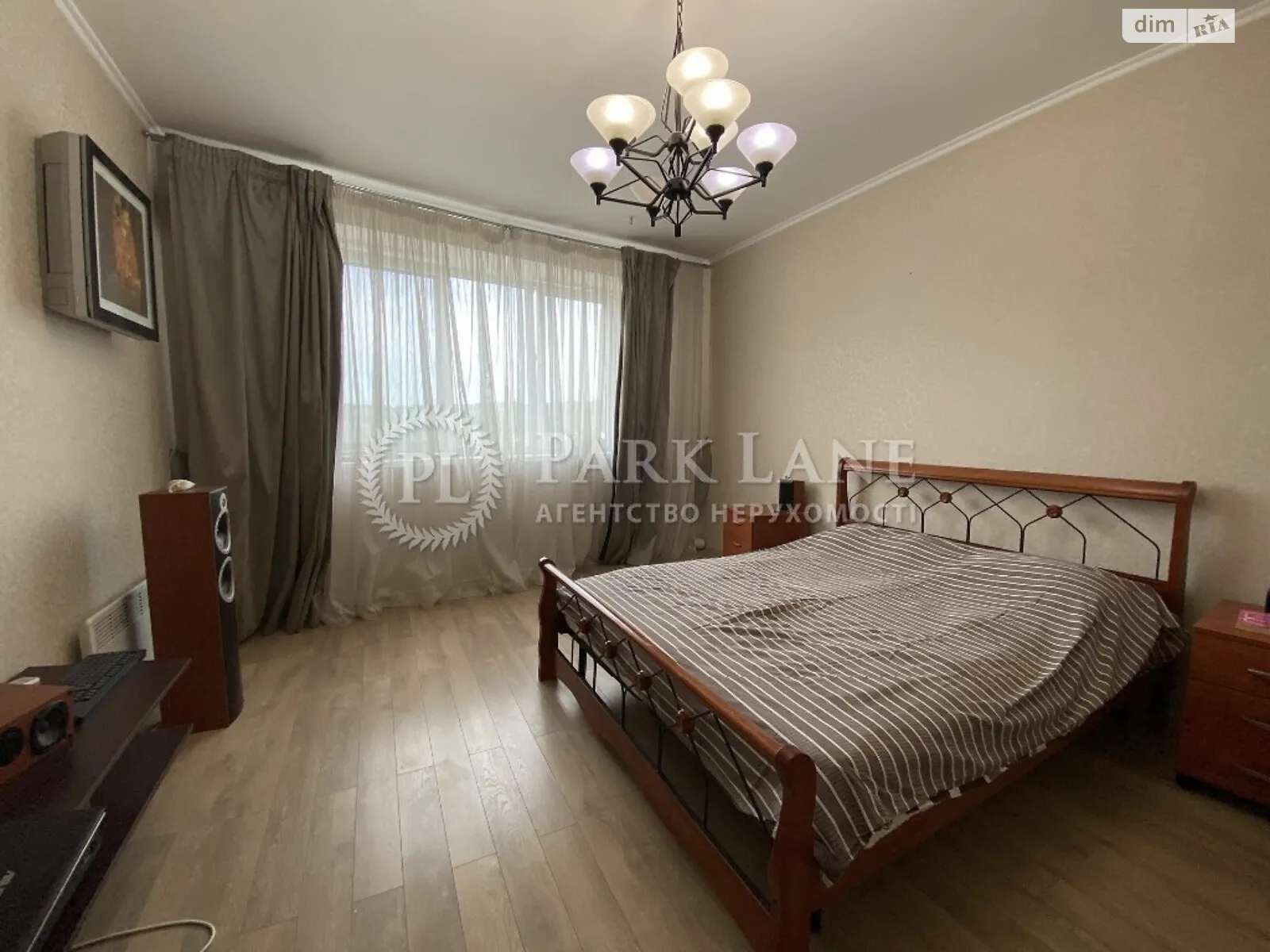 Продается 2-комнатная квартира 59 кв. м в Киеве, ул. Голосеевская, 13А - фото 1