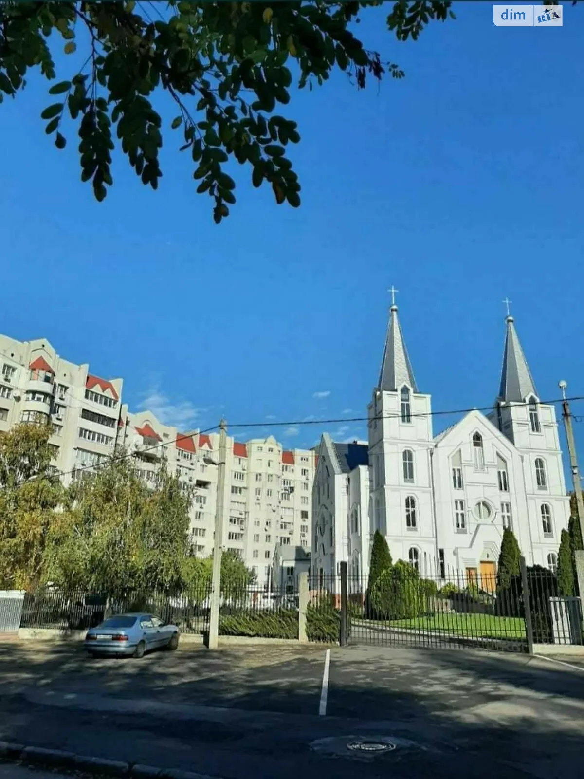 Продается 3-комнатная квартира 96.8 кв. м в Одессе, ул. Комитетская - фото 1