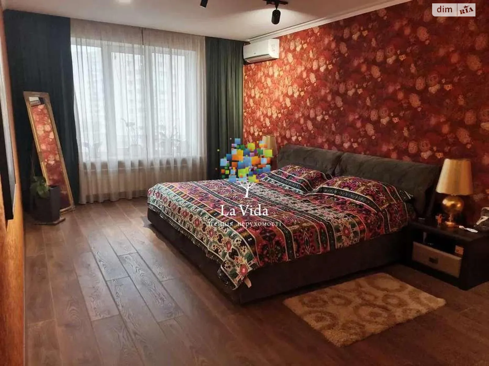 Продается 2-комнатная квартира 75 кв. м в Святопетровское, бул. Леси Украинки