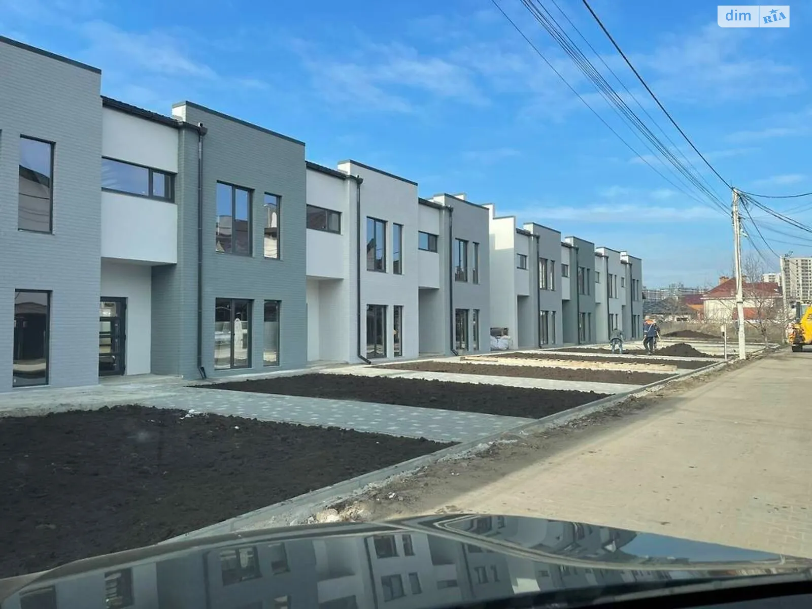 Продается дом на 2 этажа 108 кв. м с камином, цена: 85000 $