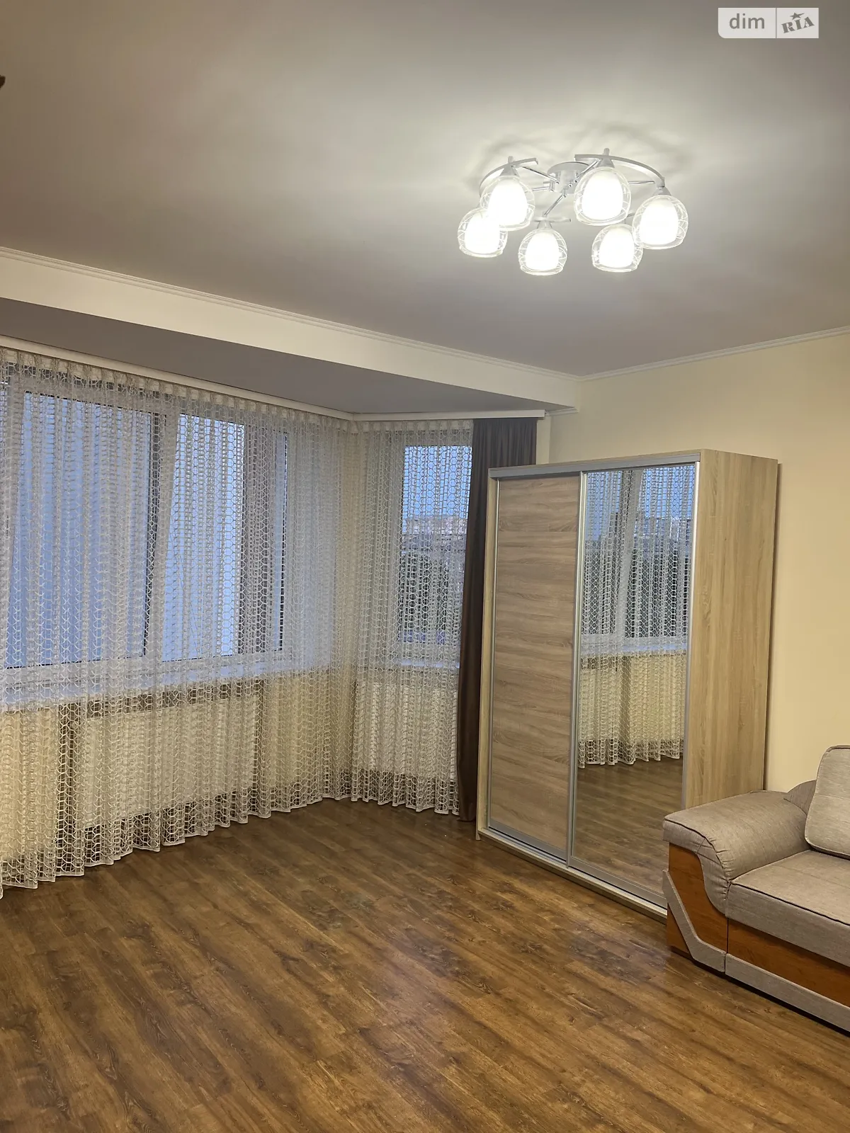 Сдается в аренду 2-комнатная квартира 56.6 кв. м в Ивано-Франковске, ул. Береговая - фото 1