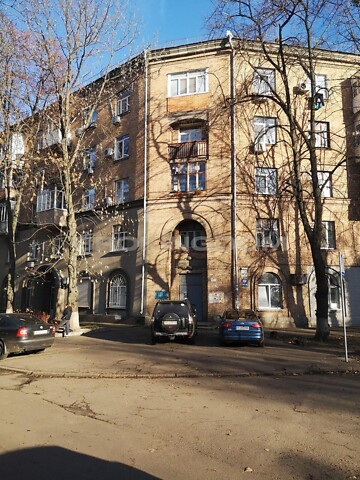 Продается комната 30.4 кв. м в Киеве, цена: 16000 $