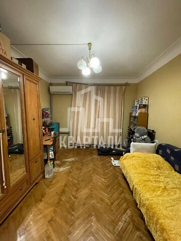 Продается 3-комнатная квартира 66 кв. м в Киеве, бул. Николая Михновского(Дружбы Народов)