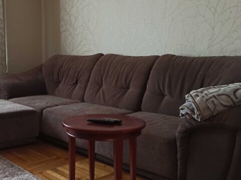 Сдается в аренду 2-комнатная квартира 52 кв. м в Запорожье, ул. Портовая