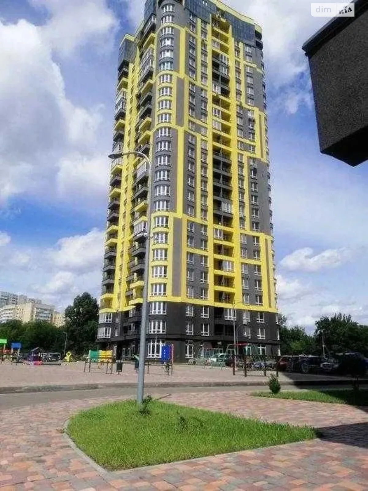 Продается 1-комнатная квартира 35 кв. м в Киеве, ул. Кадетский Гай, 12 - фото 1