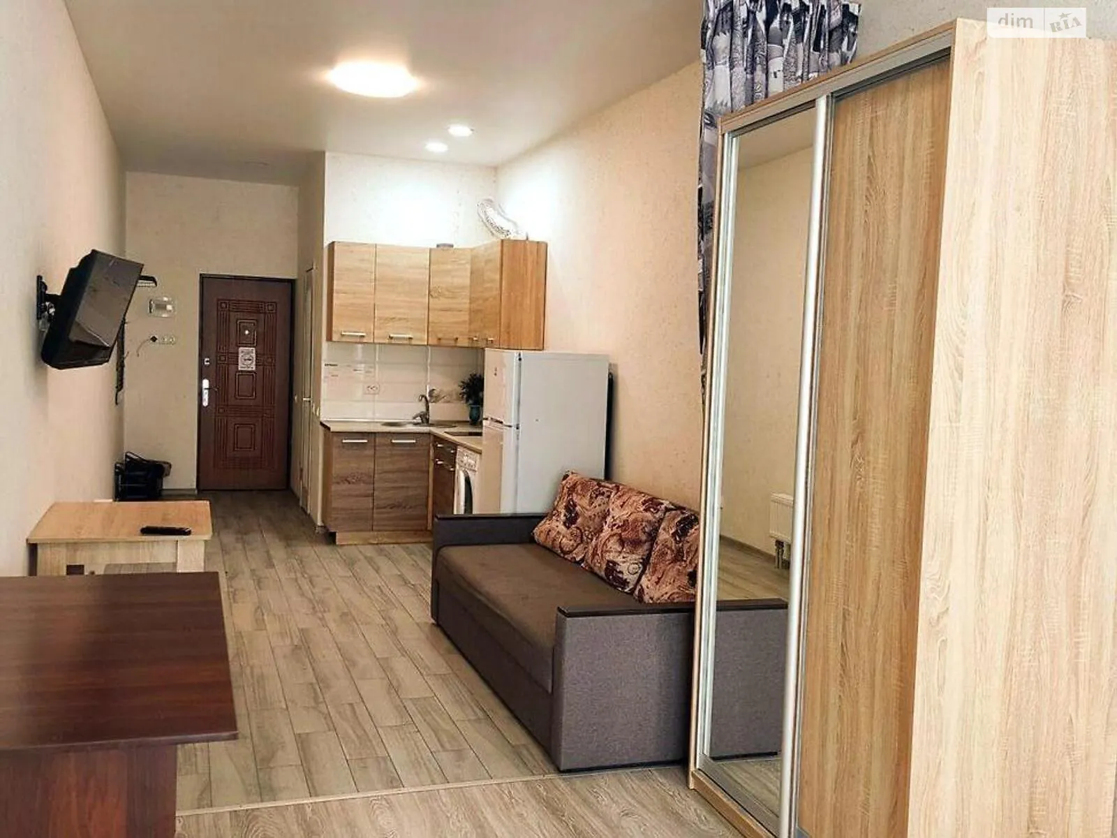 Продается 1-комнатная квартира 35 кв. м в Харькове, цена: 19000 $