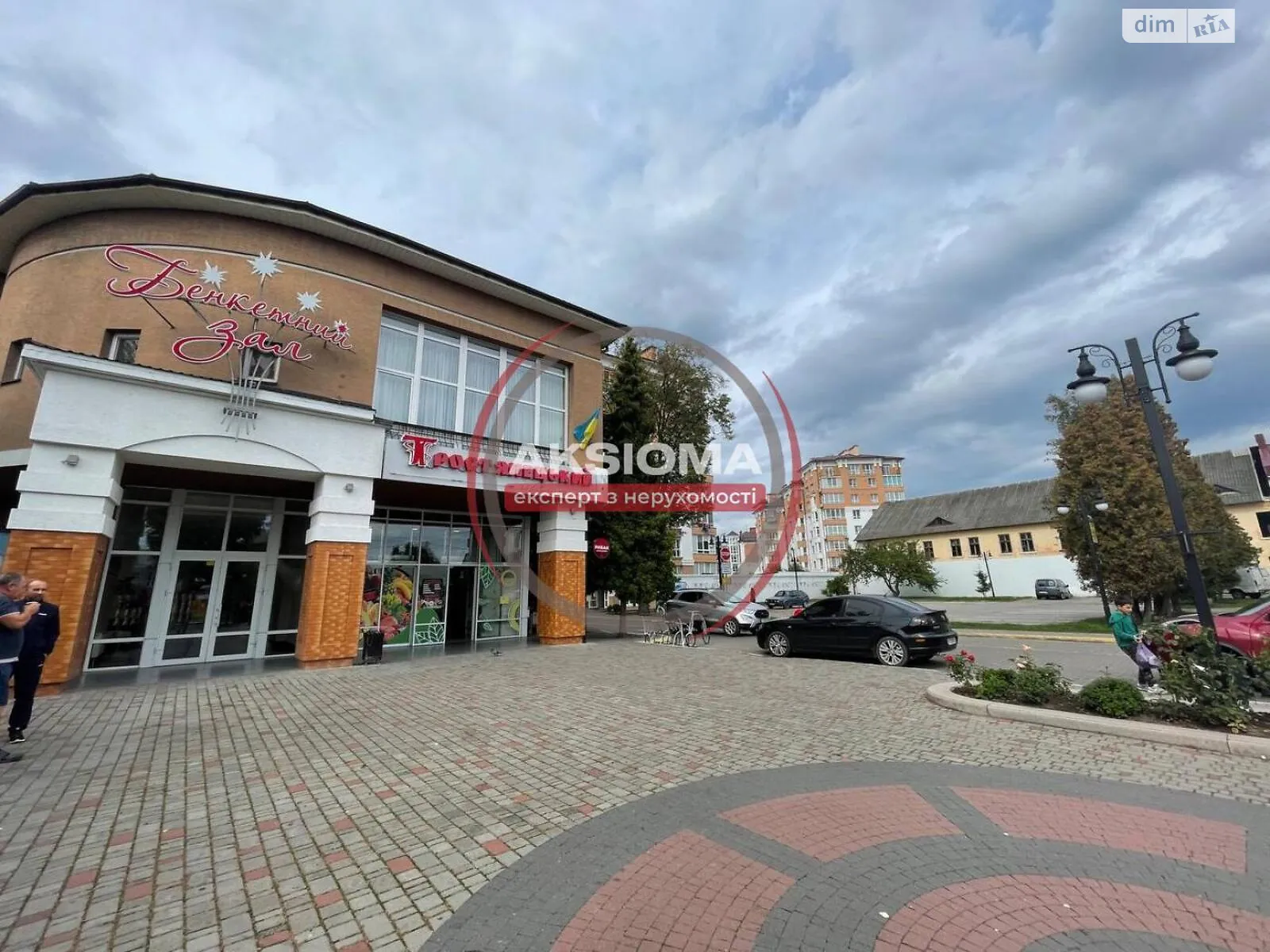 Сдается в аренду помещения свободного назначения 690 кв. м в 2-этажном здании, цена: 207000 грн - фото 1